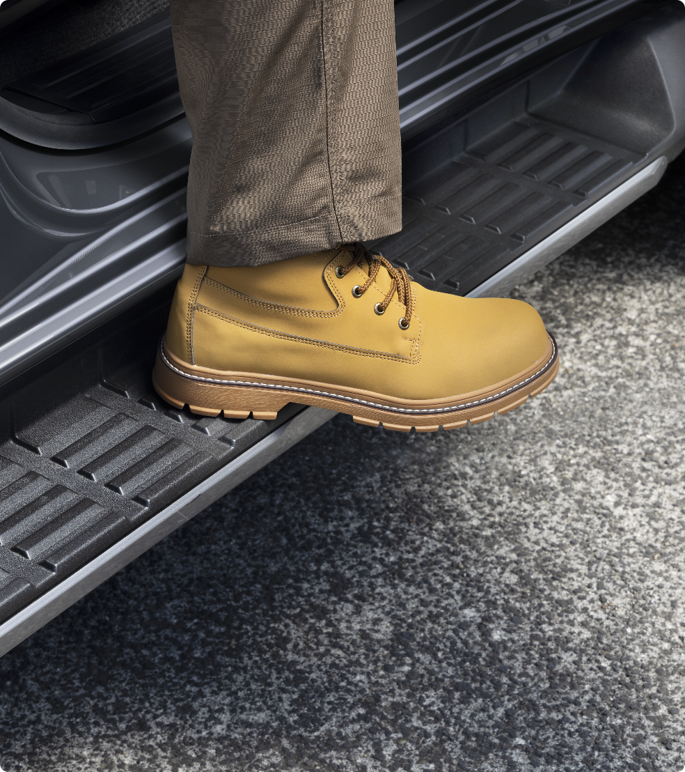 Triton-Exterior_05_Footing2x